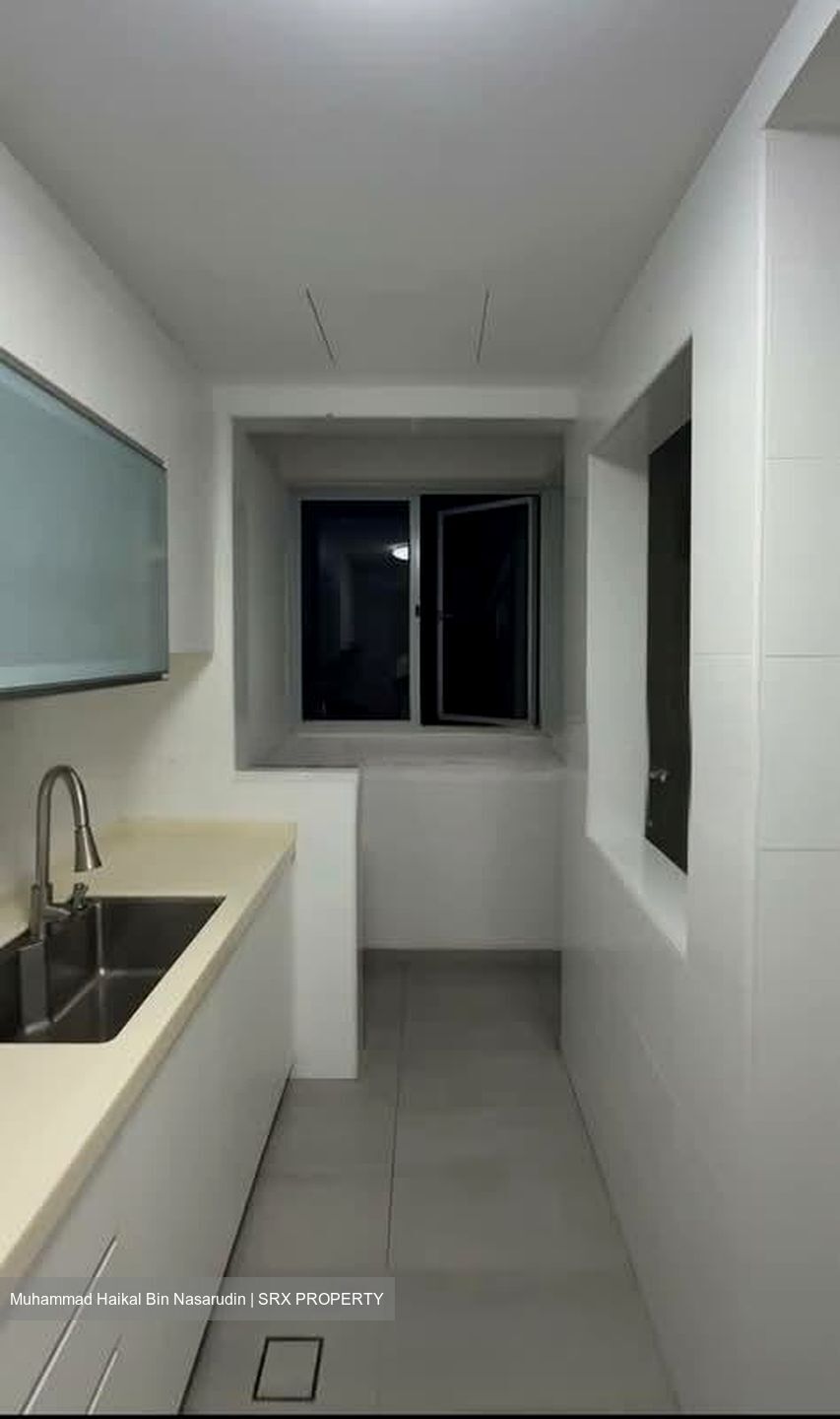The Bayshore (D16), Condominium #578432381